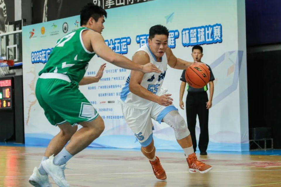 参赛, AAA 参赛, AAA