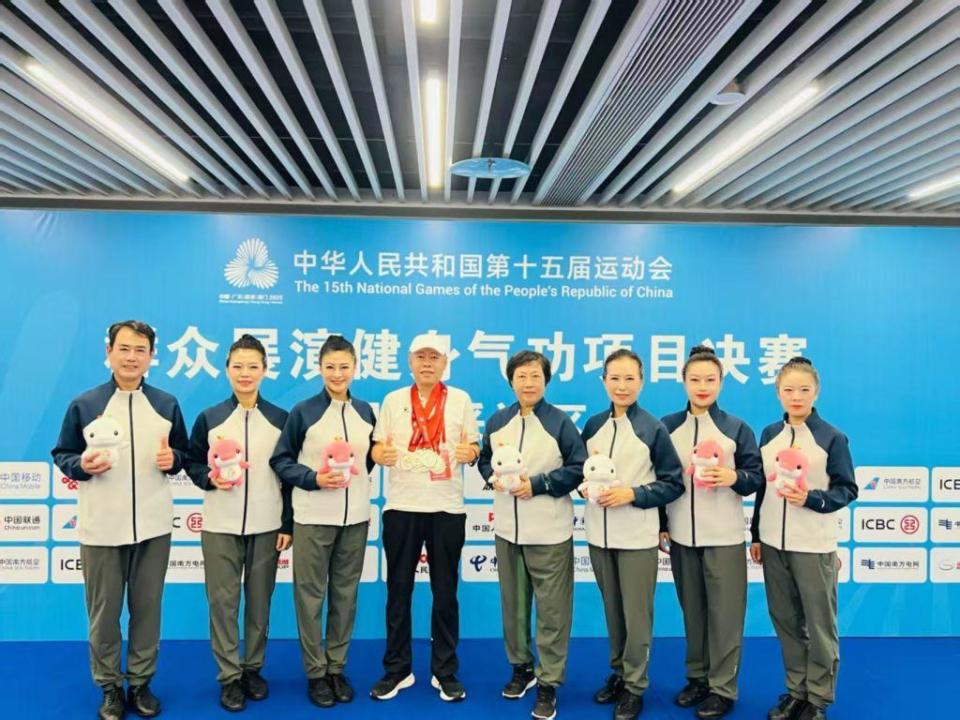 功比赛的最, 普及的成果, 众参与全民