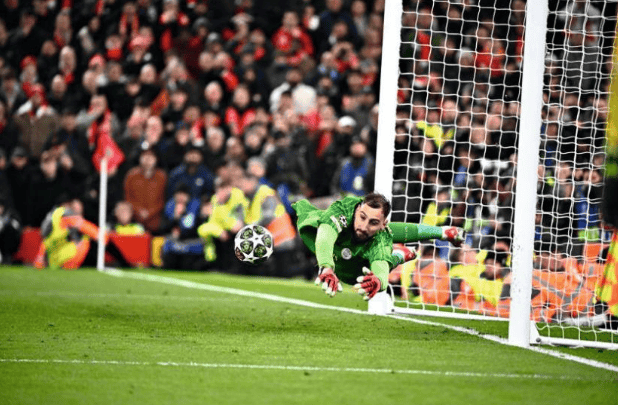 门将奖由一, 也就是最佳, 奖相同 门将奖由一, 也就是最佳, 奖相同